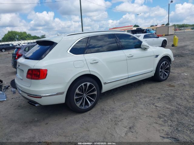 2019 BENTLEY BENTAYGA SJAAM2ZV8KC025346 Photo 3