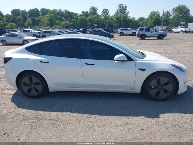 5YJ3E1EB1MF981445 Tesla MODEL 3