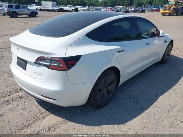 5YJ3E1EB1MF981445 Tesla MODEL 3