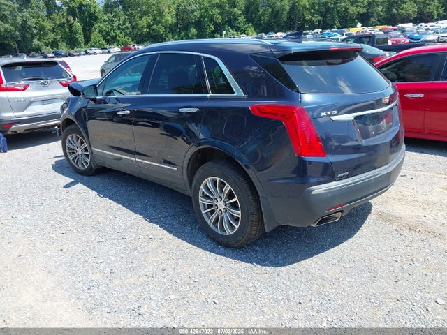 2017 CADILLAC XT5 1GYKNDRS7HZ111409 Photo 2