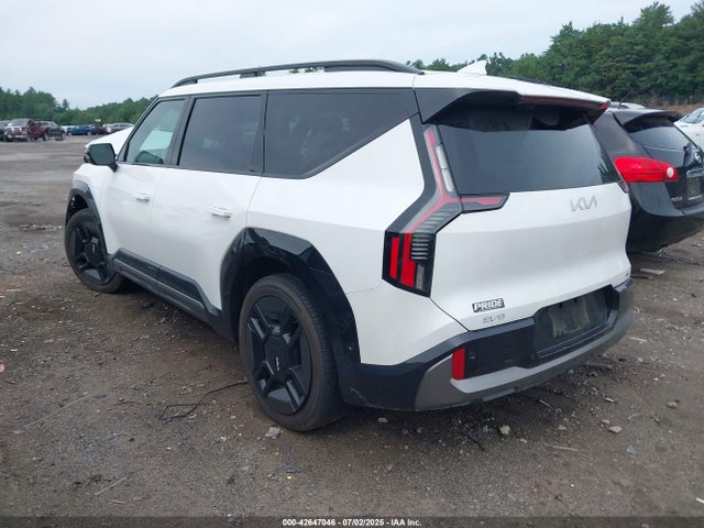 KIA 2025 2025 KNDAEFS56S6053741 Image 3