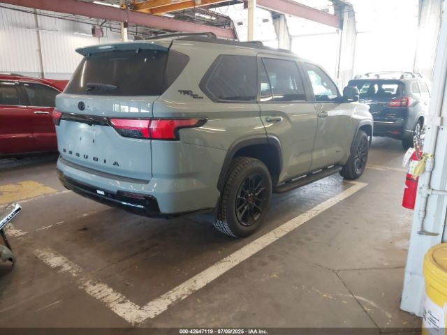 2024 TOYOTA SEQUOIA 7SVAAABAXRX045003 Photo 3