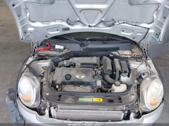 2010 MINI COOPER WMWMF3C59ATZ27469 Photo 9