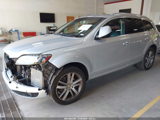 2010 AUDI Q7 WA1VMAFE2AD008608 Photo 1