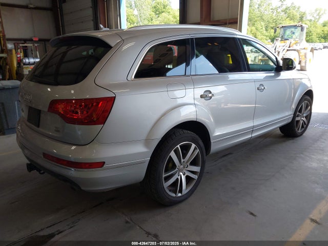 2010 AUDI Q7 WA1VMAFE2AD008608 Photo 3