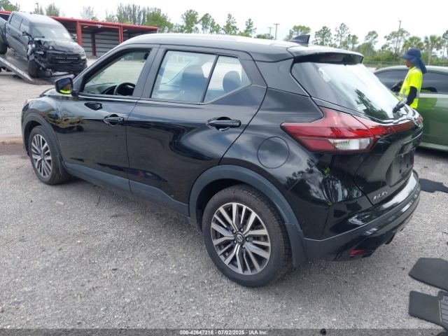 2021 NISSAN KICKS 3N1CP5CVXML565512 Photo 2