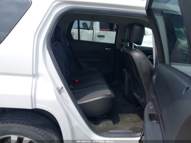 GMC lfx - sidi: spark ignited direct injection, vvt: variable valve timing, e85 max, alum 2017 2GKFLVE37H6298183 Image 8