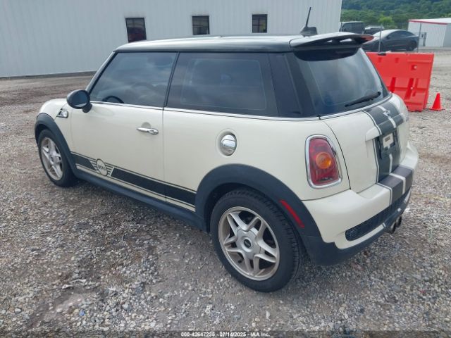 2008 MINI COOPER S WMWMF73538TT89353 Photo 2