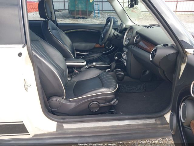 2008 MINI COOPER S WMWMF73538TT89353 Photo 4