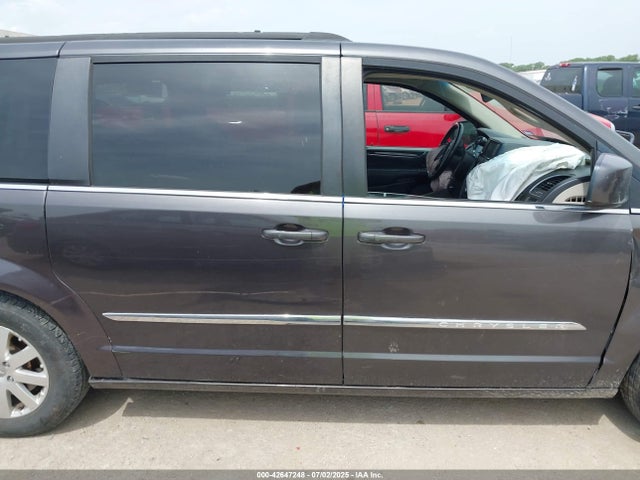 2C4RC1BG7FR716259 Chrysler Town and Country