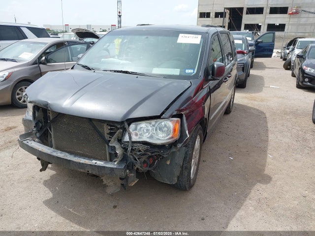 2C4RC1BG7FR716259 Chrysler Town and Country