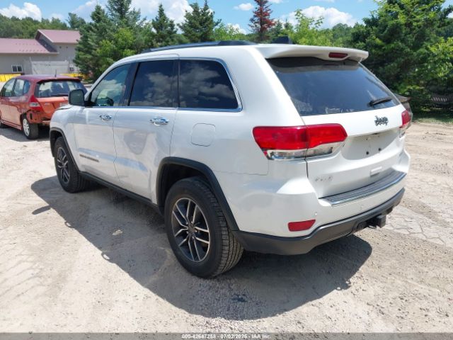 2019 JEEP GRAND CHEROKEE 1C4RJFBG7KC639074 Photo 2