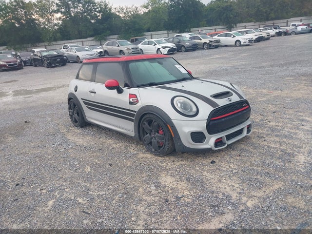 2016 MINI HARDTOP WMWXM9C55GT996965 Photo 0