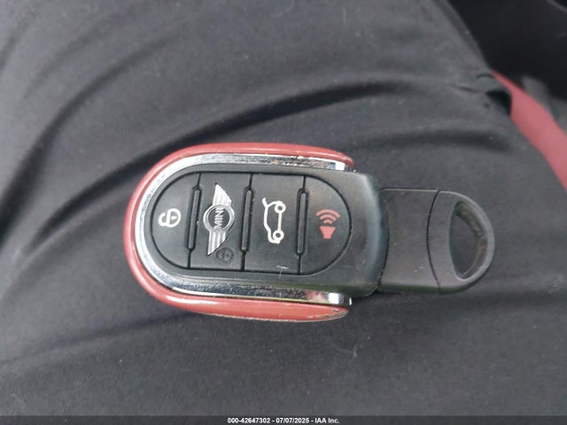 2016 MINI HARDTOP WMWXM9C55GT996965 Photo 10