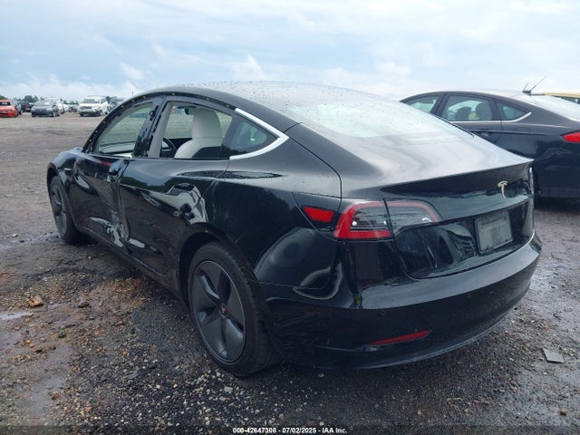 2019 TESLA MODEL 3 5YJ3E1EA2KF312086 Photo 2