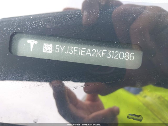 2019 TESLA MODEL 3 5YJ3E1EA2KF312086 Photo 8