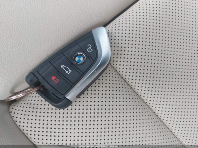 2023 BMW 330I 3MW69FF06P8C93555 Photo 10