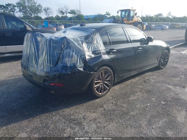 2023 BMW 330I 3MW69FF06P8C93555 Photo 3