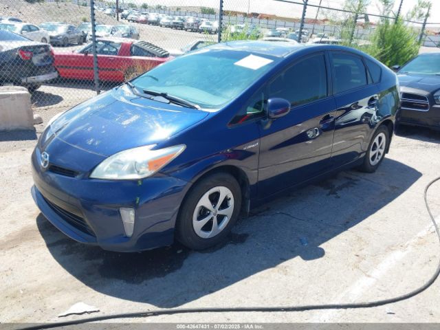2014 TOYOTA PRIUS JTDKN3DU2E1749084 Photo 1