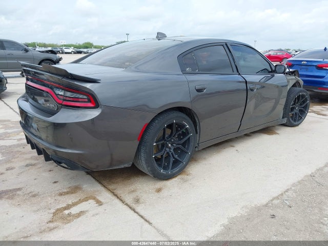 42647440 :رقم المزاد ، 2C3CDXCT6GH312639 vin ، 2016 Dodge Charger R/t مزاد بيع