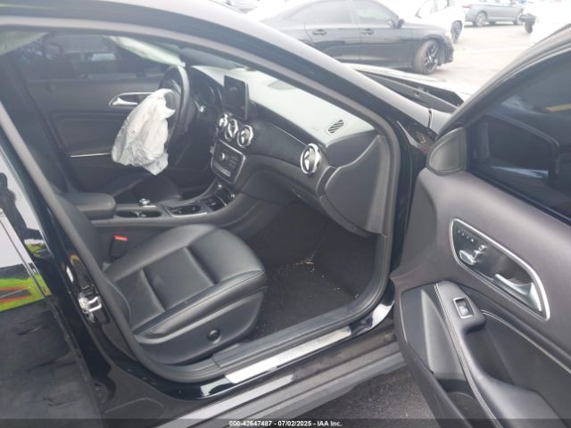2019 MERCEDES-BENZ GLA 250 WDCTG4EB4KJ569628 Photo 4