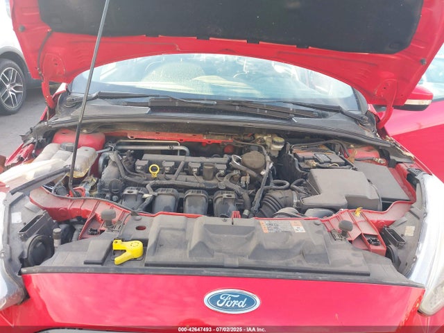 Ford 2015 2015 1FADP3K2XFL350987 Image 10