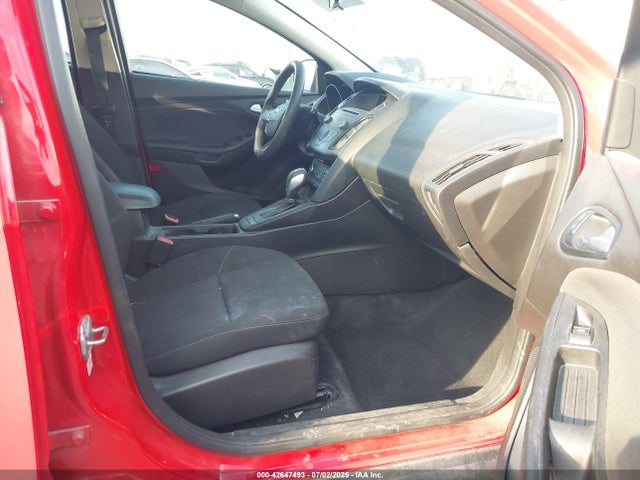 Ford 2015 2015 1FADP3K2XFL350987 Image 5