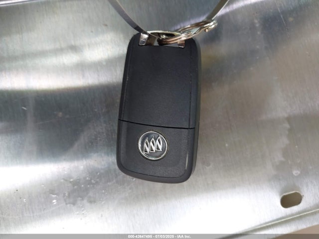 1G4GF5G32EF163193 Buick lfx