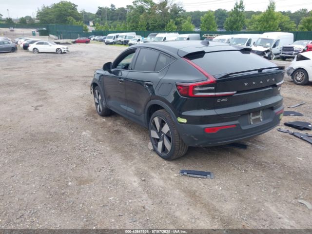 2023 VOLVO C40 RECHARGE PURE ELECTRIC YV4ED3GM1P2063432 Photo 2