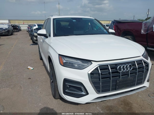2021 AUDI Q5 WA1BAAFY2M2124140 Photo 0