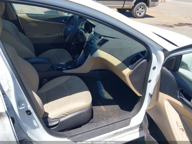 Hyundai SONATA GLS 2014 5NPEB4AC3EH843006 Image 16
