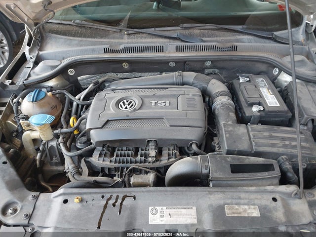 3VWD17AJ0EM309855 Volkswagen 2014