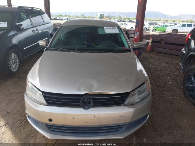 3VWD17AJ0EM309855 Volkswagen 2014