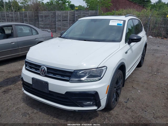 Volkswagen Tiguan 2020 3VV2B7AX0LM158087 Image 2