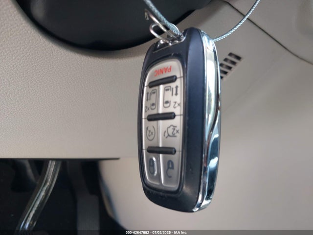 2023 CHRYSLER PACIFICA 2C4RC1BG1PR606504 Photo 10