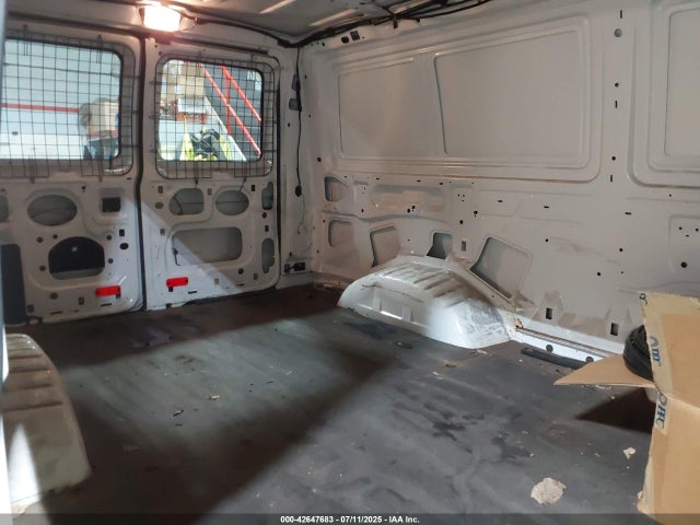 42647683 :رقم المزاد ، 1FTNE2EL1BDA18380 vin ، 2011 Ford E-250 Commercial مزاد بيع