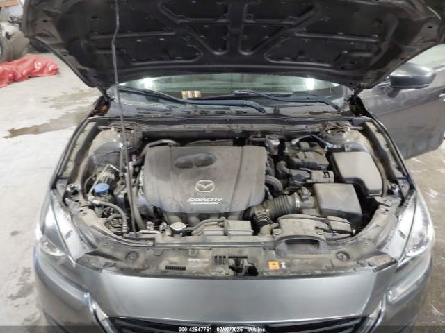 2018 MAZDA MAZDA3 3MZBN1V38JM215236 Photo 9