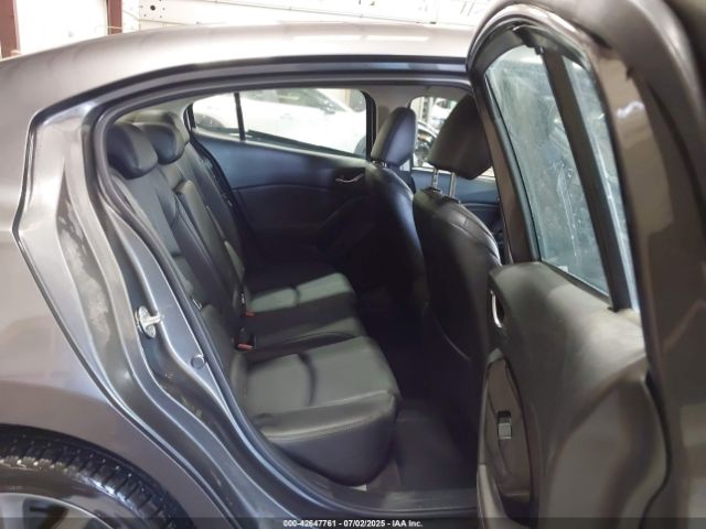 2018 MAZDA MAZDA3 3MZBN1V38JM215236 Photo 7
