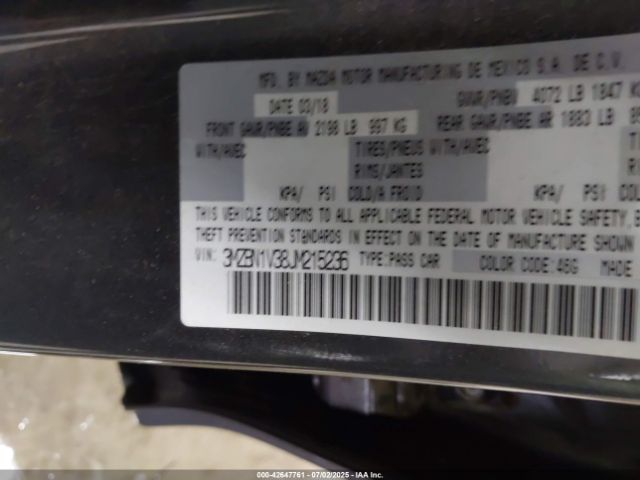 2018 MAZDA MAZDA3 3MZBN1V38JM215236 Photo 8