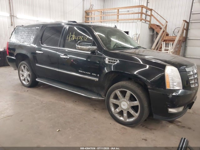 2008 CADILLAC ESCALADE ESV 1GYFK66828R242715 Photo 0