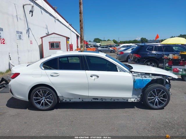 WBA5R7C57KAJ82186 BMW 330I