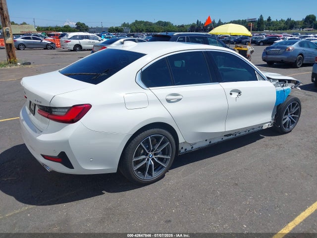 WBA5R7C57KAJ82186 BMW 330I