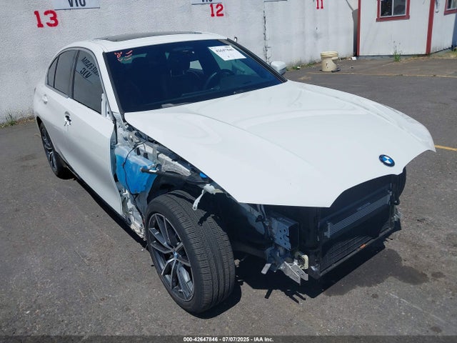 WBA5R7C57KAJ82186 BMW 330I