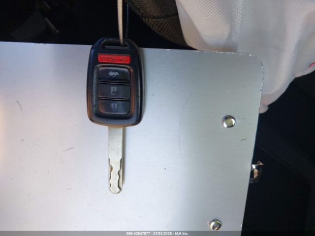2019 HONDA CIVIC 2HGFC2F63KH585567 Photo 10