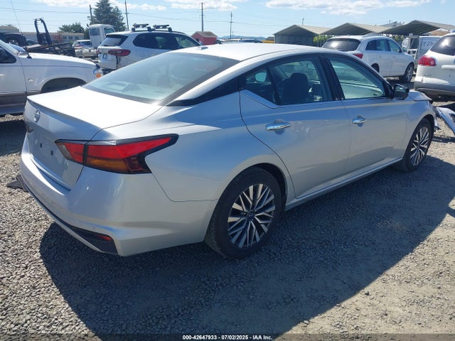 1N4BL4DV1SN365084 Nissan 2025