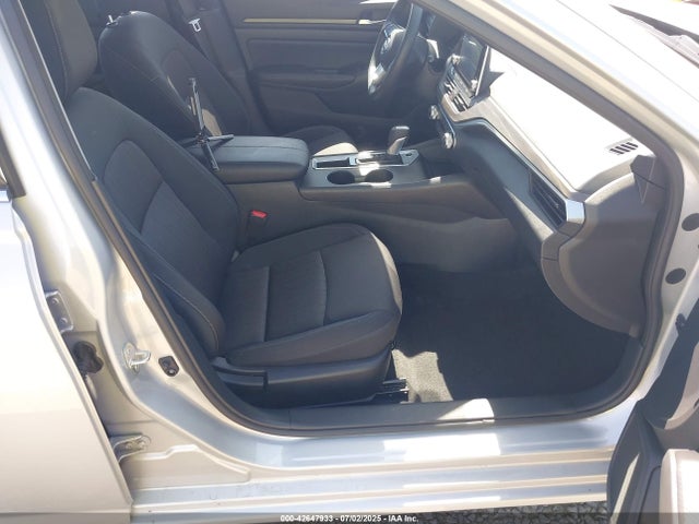1N4BL4DV1SN365084 Nissan 2025