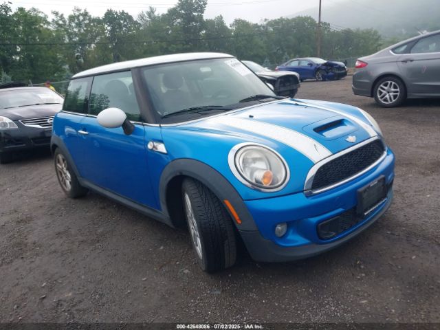 2011 MINI COOPER S WMWSV3C52BTY13289 Photo 0