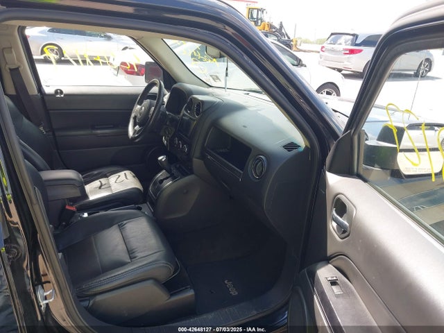 1C4NJRFB1FD413028 Jeep 2015