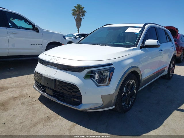 KNDCT3L19P5015619 KIA 2023