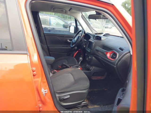 ZACCJBCB3JPH65184 Jeep Renegade